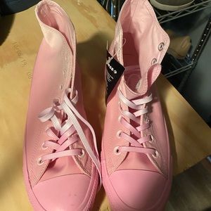 Brand new pink Converse